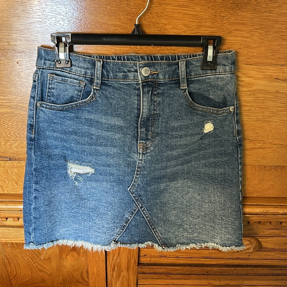 Cat & Jack Girls Y2K Streetwear Distressed Denim Mini Skirt Blue 14/16 Raw Hem
